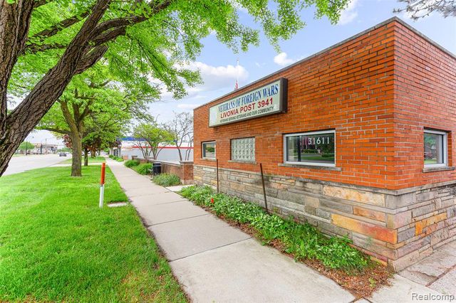 31611 Plymouth Road, Livonia, MI 48150