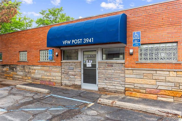 31611 Plymouth Road, Livonia, MI 48150