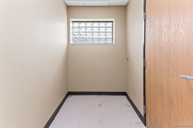 31611 Plymouth Road, Livonia, MI 48150