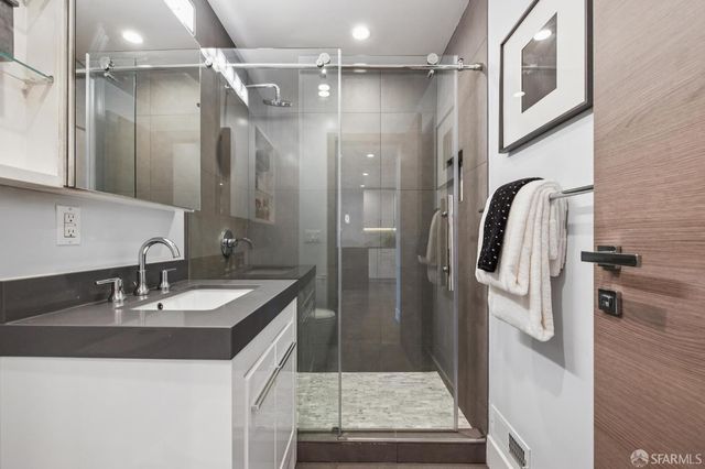 456 Kansas Street 1, San Francisco, CA 94107