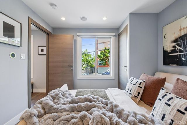 456 Kansas Street 1, San Francisco, CA 94107