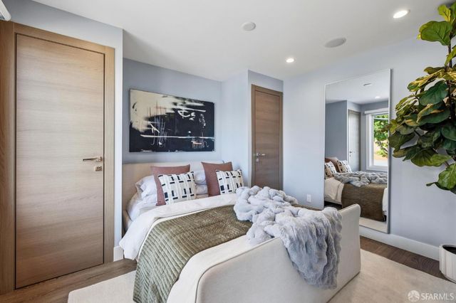 456 Kansas Street 1, San Francisco, CA 94107