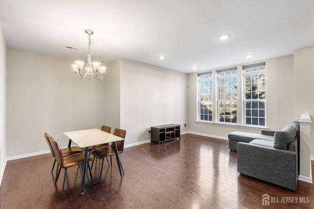 1514 Hudson Circle, Highland Park, NJ 08904