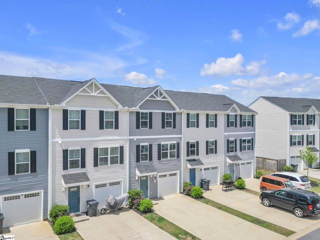 26 High Pine Trail, Greenville, SC 29617