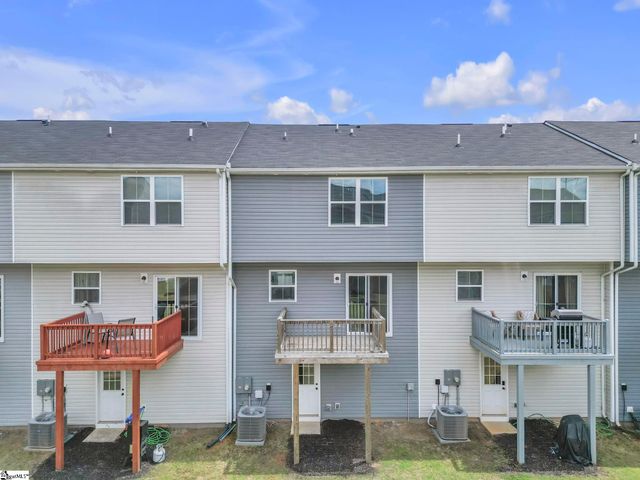 26 High Pine Trail, Greenville, SC 29617