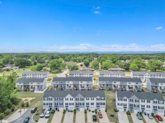 26 High Pine Trail, Greenville, SC 29617