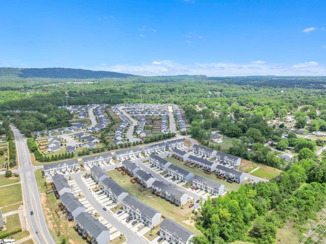 26 High Pine Trail, Greenville, SC 29617