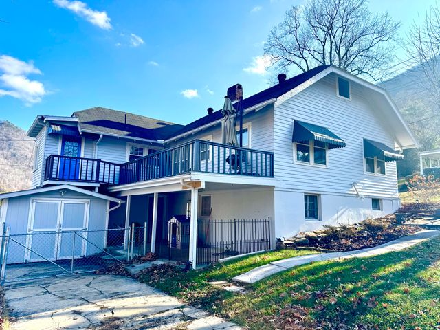 343 Tennessee Avenue, Pineville, KY 40977