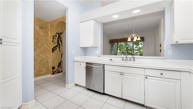 780 Bentwater CIR 102, Naples, FL 34108