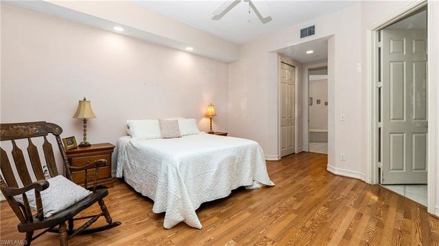 780 Bentwater CIR 102, Naples, FL 34108