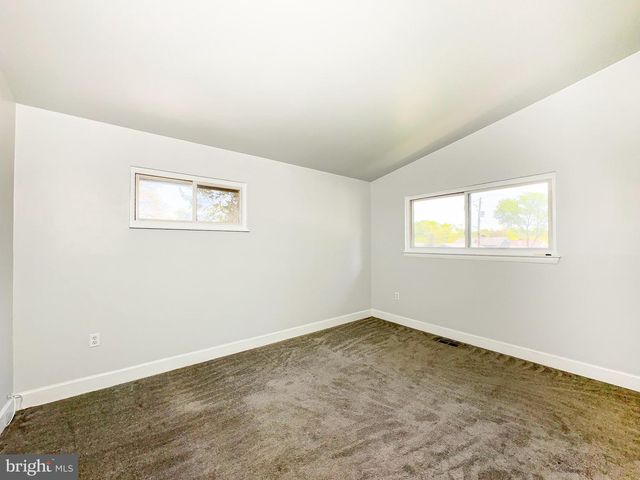 5504 WESTMINSTER CT, Temple Hills, MD 20748