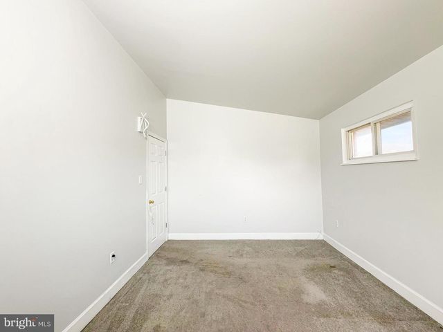 5504 WESTMINSTER CT, Temple Hills, MD 20748