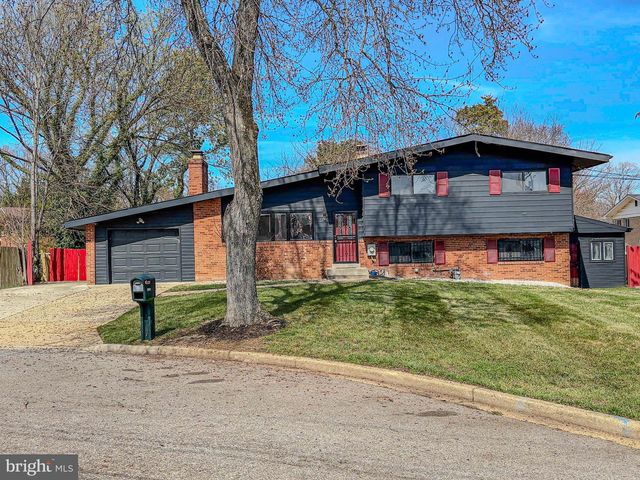 5504 WESTMINSTER CT, Temple Hills, MD 20748