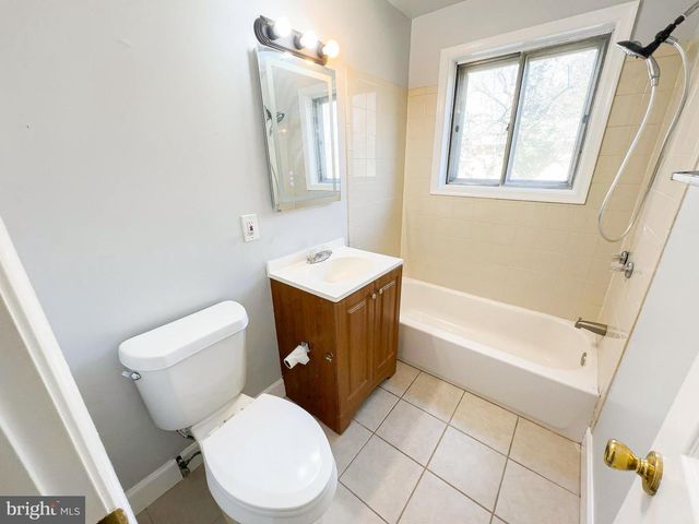 5504 WESTMINSTER CT, Temple Hills, MD 20748