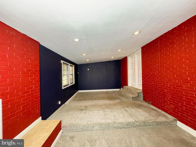 5504 WESTMINSTER CT, Temple Hills, MD 20748