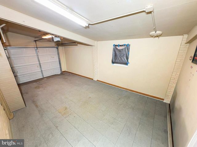 5504 WESTMINSTER CT, Temple Hills, MD 20748