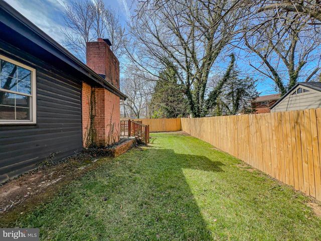 5504 WESTMINSTER CT, Temple Hills, MD 20748