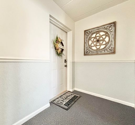 402 Sturdy Road 2c, Valparaiso, IN 46383