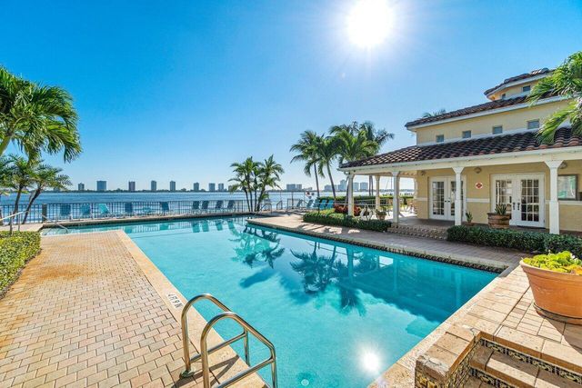 1140 Lake Shore Drive 202, Lake Park, FL 33403