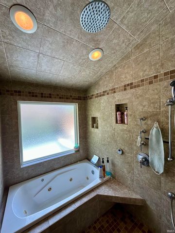 705 W 4th Street, Bloomington, IN 47404