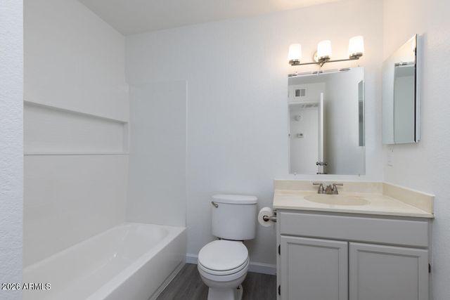 2543 E IMPALA Avenue, Mesa, AZ 85204