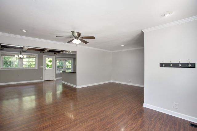 407 Rosehill Dr, Goodlettsville, TN 37072
