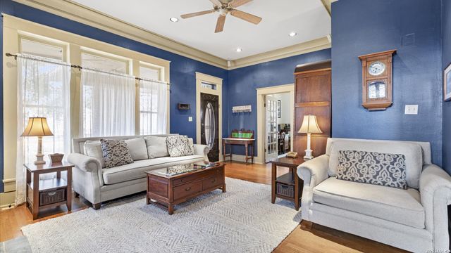 418 S Santa Clara, New Braunfels, TX 78130