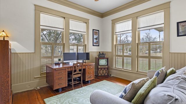 418 S Santa Clara, New Braunfels, TX 78130