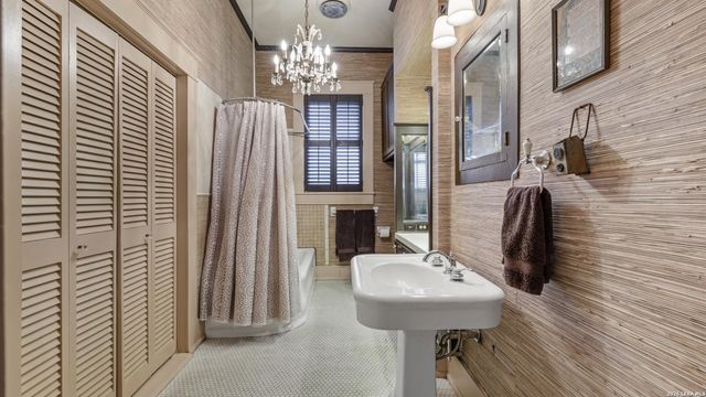 418 S Santa Clara, New Braunfels, TX 78130