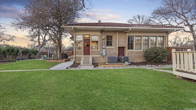 418 S Santa Clara, New Braunfels, TX 78130