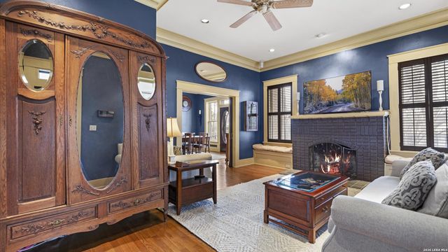 418 S Santa Clara, New Braunfels, TX 78130