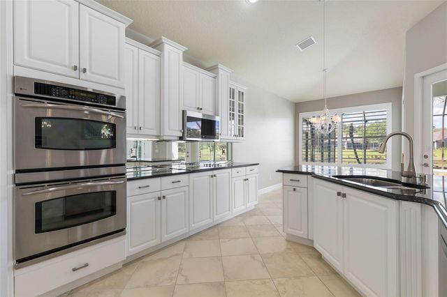 37 N WATERVIEW DRIVE, Palm Coast, FL 32137