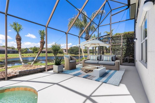 37 N WATERVIEW DRIVE, Palm Coast, FL 32137