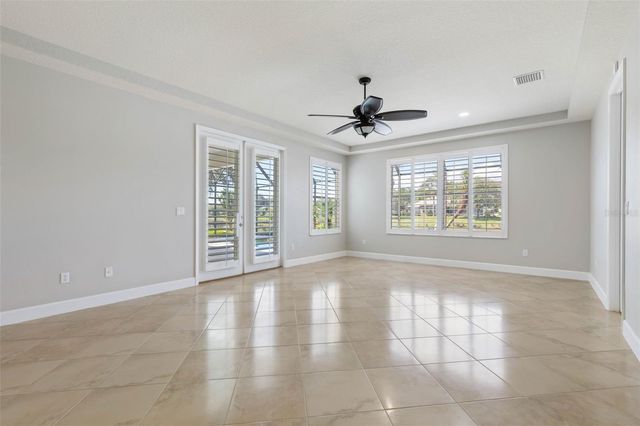 37 N WATERVIEW DRIVE, Palm Coast, FL 32137