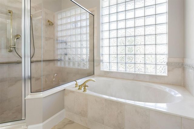 37 N WATERVIEW DRIVE, Palm Coast, FL 32137