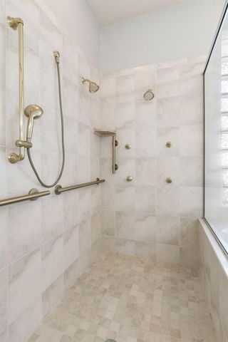 37 N WATERVIEW DRIVE, Palm Coast, FL 32137