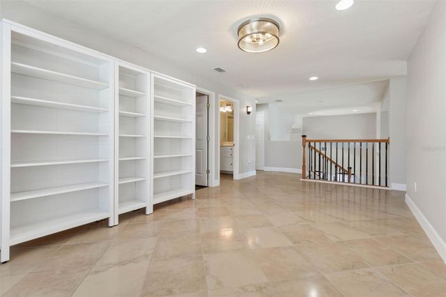 37 N WATERVIEW DRIVE, Palm Coast, FL 32137