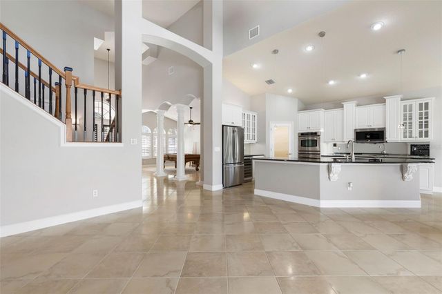 37 N WATERVIEW DRIVE, Palm Coast, FL 32137