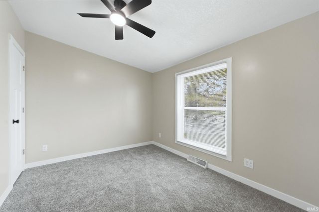 401 S 5th Street, Albion, IN 46701