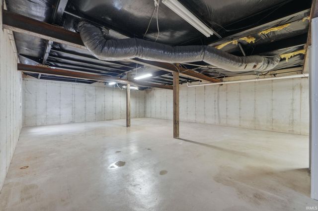 401 S 5th Street, Albion, IN 46701