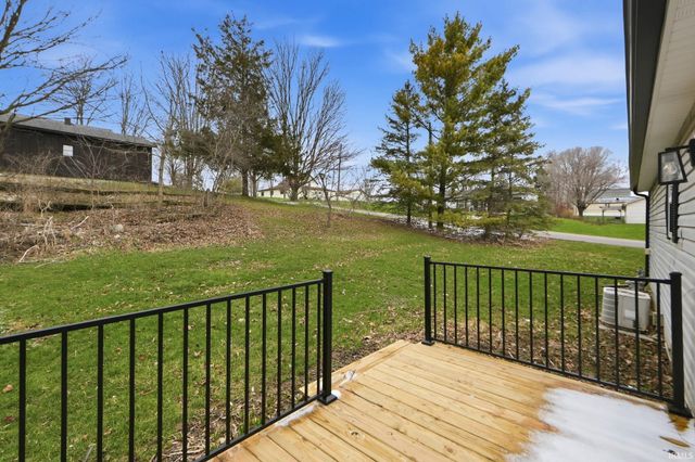 401 S 5th Street, Albion, IN 46701