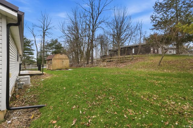 401 S 5th Street, Albion, IN 46701