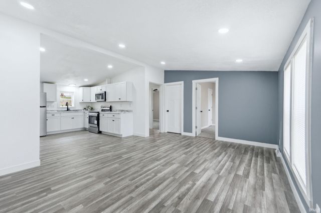 401 S 5th Street, Albion, IN 46701