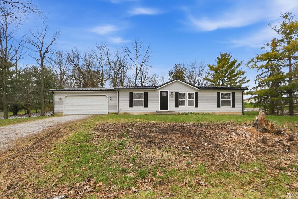 401 S 5th Street, Albion, IN 46701