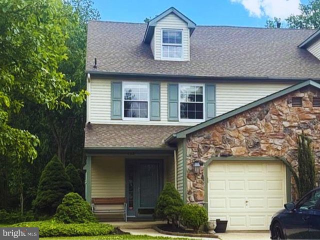 138 LAMPLIGHTER CT, Marlton, NJ 08053