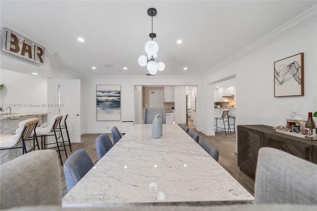 4011 NE 26th Ave, Lighthouse Point, FL 33064