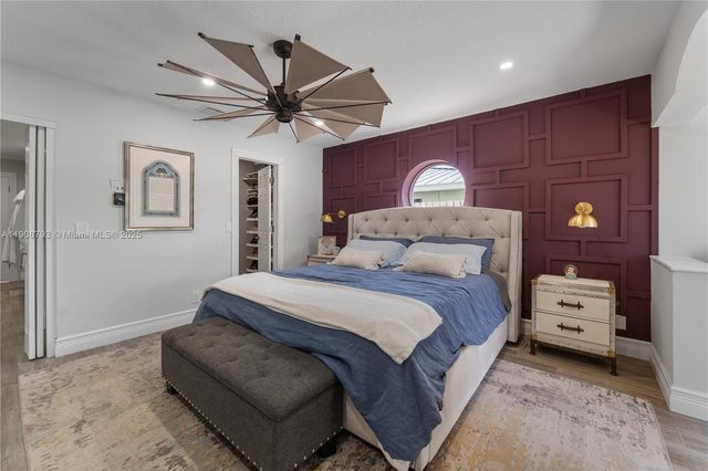 4011 NE 26th Ave, Lighthouse Point, FL 33064