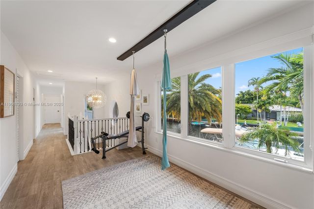 4011 NE 26th Ave, Lighthouse Point, FL 33064