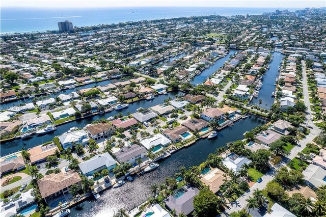 4011 NE 26th Ave, Lighthouse Point, FL 33064