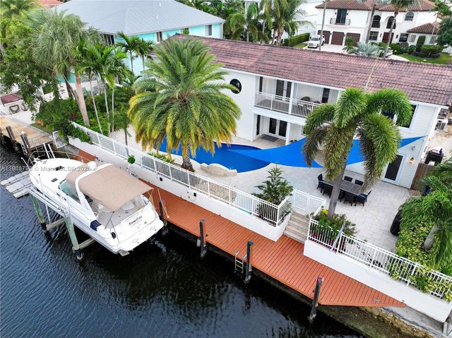 4011 NE 26th Ave, Lighthouse Point, FL 33064